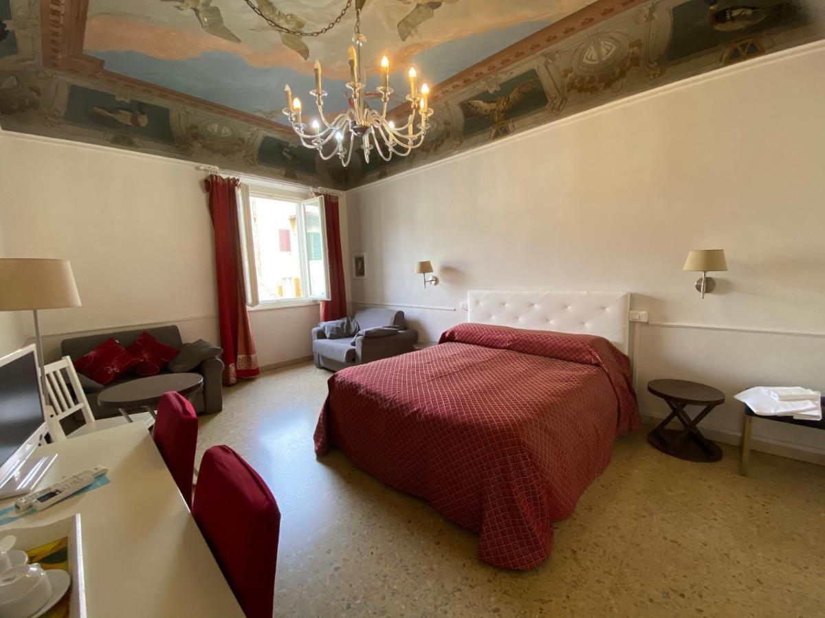 Bed and Breakfast Duomo View Florenz Exterior foto